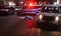 Sivas'ta teravih namazına gitmek isteyen gelin ve kaynanaya otomobil çarptı