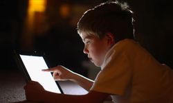 Sosyal medyada "15 yaş" düzenlemesi: Ebeveyn izni olsa bile hesap açılamayacak