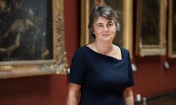 Soygun, sızıntı ve grevlerin ardından: Louvre Müzesi Müdürü Laurence des Cars istifa etti