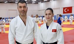 Judocu Gülkader, hocasıyla aynı mindere çıkıyor
