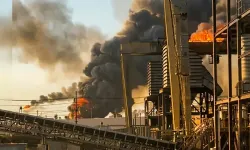 Teksas'ta petrol rafinerisinde patlama: 'Evden çıkmayın' uyarısı yapıldı