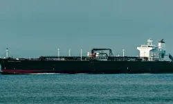 Hindistan donanması Hürmüz'e indi: Tankerlere zırhlı refakat