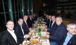 Milli maç öncesi dostluk yemeği düzenlendi