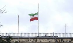 İran'da kanlı bilanço: Can kaybı 555'e yükseldi