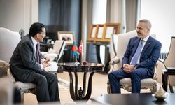 Bakan Fidan, Bangladeşli mevkidaşı ile bir araya geldi