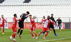 Sivasspor kritik Manisa deplasmanında üç puanla döndü: 1-0
