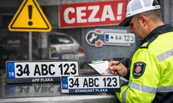APP plaka ve ses sistemi düzenlemesinde son durum: Sahte plakaya 140 bin TL ceza! 1 Nisan’da erteleme var mı? Hangi plakalar sahte sayılıyor?