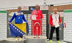 65 yaşında üç altın madalya kazandı