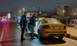 Takside dehşet: Yolcu, sürücüyü bıçakladı