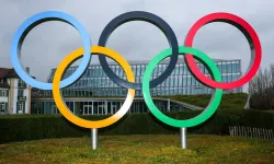 Uluslararası Olimpiyat Komitesi cinsiyet testini zorunlu hale getirdi