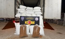 Adana'da kaçakçılığa ağır darbe: Kamyon dolusu zehir sevkiyata önlendi!