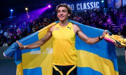 Armand Duplantis sınır tanımıyor! 15. kez dünya rekoru kırdı