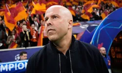 Arne Slot: “Hakem tercihlerini rakipten yana kullandı”