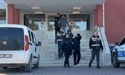 Polisten kaçan araç kaza yaptı: 3 kişi tutuklandı