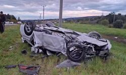 Bayram yolunda feci kaza: Otomobiller kafa kafaya çarpıştı, 7 kişi yaralandı