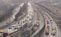 Tatilciler geri dönüyor: İstanbul’da trafik yoğunluğu yüzde 60’a ulaştı