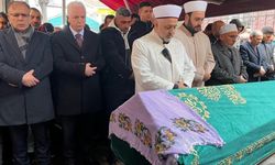 Fatih'te çöken binada hayatını kaybeden 'Pamuk Teyze' son yolculuğuna uğurlandı