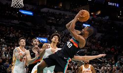 San Antonio’da veteran ismin 364 maçlık serisi bitti