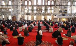 Bayram namazı nasıl kılınır? Ramazan Bayram namazı kaç rekat? Diyanet'e göre bayram namazı kılışını