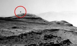 Bilim dünyası bu kareyi konuşuyor: Mars'ta uçan ufo mu?