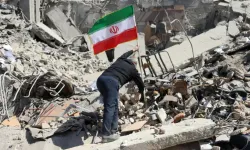 Tahran sokaklarında hayatta kalma savaşı: "Her gün bir ay gibi"