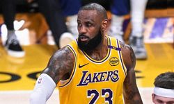 LeBron James, yeni bir rekorun sahibi oldu