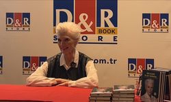 Elon Musk’ın annesi Maye Musk’tan kadınlara dikkat çeken tavsiye