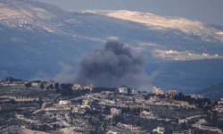 İsrail, Lübnan'a fosforlu top mermileriyle saldırdı