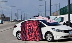 Beyrut’ta yerinden edilen aileler sokaklarda geceyi geçiriyor