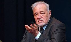 İlber Ortaylı’nın son doğum günündeki sözleri gündem oldu: Saçmalamayacağın kadar yaşamak lazım