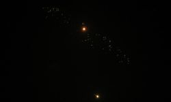 İran'dan İsrail'e ağır darbe: Tel Aviv'de sirenler çaldı!