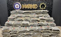 İstanbul'da dev zehir operasyonu: 4 tırda yarım ton uyuşturucu ele geçirildi