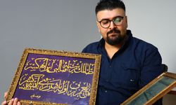 Kâbe örtüsü tekniğiyle işlenen eserde büyük keşif