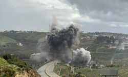 Lübnan'da stratejik köprü yıkıldı: İsrail hava saldırısı