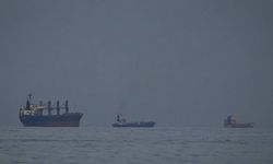 Mart ayında Hürmüz Boğazı'ndan 77 gemi geçti