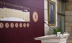 DEM Parti milletvekilleri Meclis'te basın toplantısı düzenledi