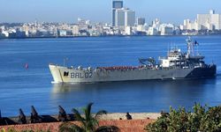 Meksika açıkladı: Küba'ya insani yardım taşıyan 2 tekne kayboldu!