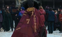 Merakla beklenen Harry Potter dizisinden ilk kare!