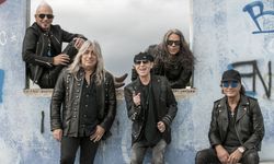 Scorpions’tan mesaj var! “Sizi kasırga gibi sallayacağız!”