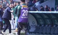 Selçuk İnan’dan olay protesto: Penaltı kararı sonrası kulübeyi soyunma odasına gönderdi!