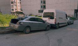 Esenyurt'ta feci kaza! Öğrenci servisinin freni boşaldı, 5 araca çarptı