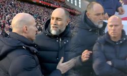 Anfield'da komik an! Hocalar karıştı