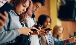 Sosyal medya düzenlemesi Meclis'te: 15 yaş altına yasak geliyor