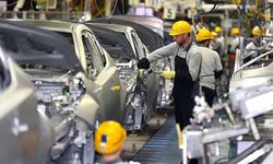 Sürücülere soğuk duş! Otomotiv devi Türkiye'de peynir ekmek gibi satılan modelin üretimini durdurdu