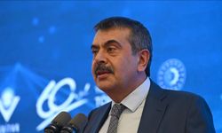 Bakan Tekin: İstiklal marşı milletimizin bağımsızlık iradesinin sembolüdür