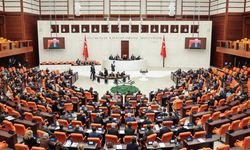 Meclis’te gündem yoğun! Masada konut indirimi, bedelli zammı ve sosyal medya sınırı var