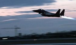 İran F-15'i vurdu: Uçak Hürmüz Adası yakınlarında düştü