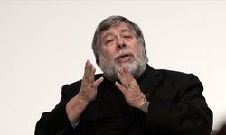 Apple'ın efsane isminde çarpıcı mesaj: Beyin dokuz ayda yapılır, AI taklit edemez