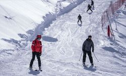 Kayak merkezlerinde son durum! Palandöken'de kar kalınlığı 3 metreye yaklaştı