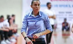 Basketbol’daki tek kadın ‘koç’ Tuğçe Canbaz: “Pes etmedim”